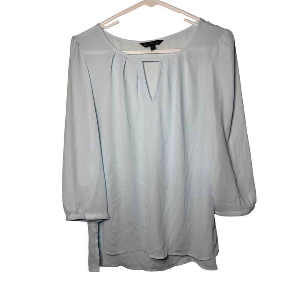 Womans Express Light Blue Keyhole Neck Pleated 3/4 Sleeve Blouse Small